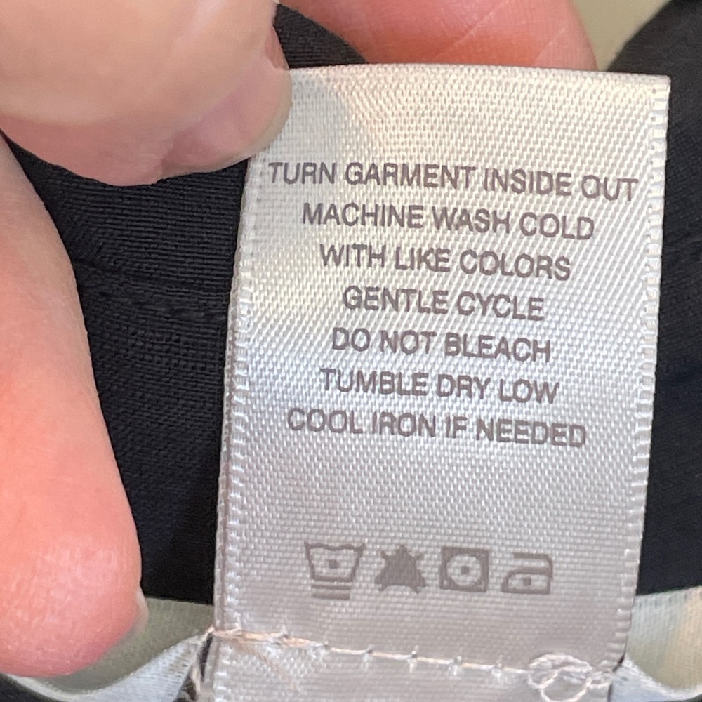 Multiples NWT 3X Black Button Down Embroidered Fl… - image 4